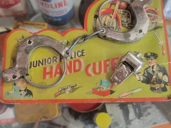 Junior Police Handcuff Set 1950s Verbage