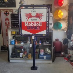 Mobiloil Service Island Lollipop Sign