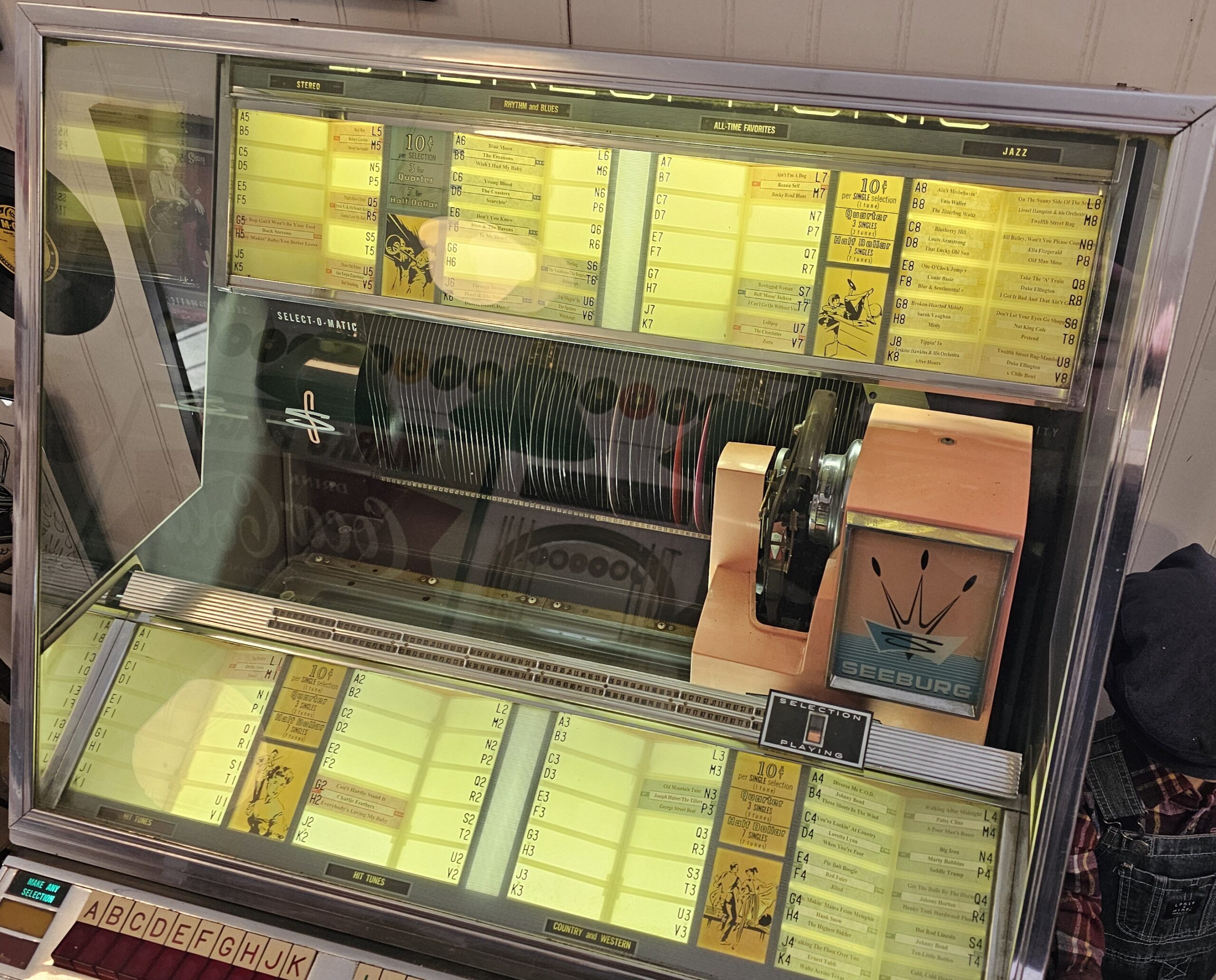 Seeburg Model 222 Jukebox Toip