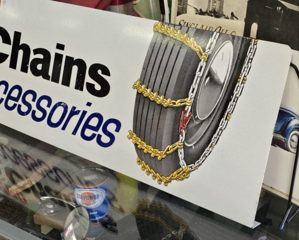 Acco WEED Tire Chains And Accessories Sign Front Right