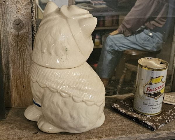 Puss ‘N Boots Ceramic Cookie Jar Side