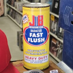 Justice Bros Radiator Fast Flush Can