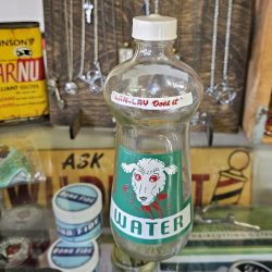 Lan-Lay Barber Shop Water Bottle