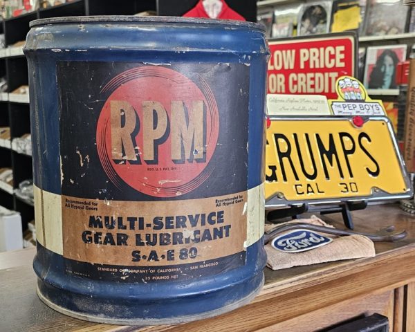 RPM Multi-Service Gear Lubricant Can, 35 Pound