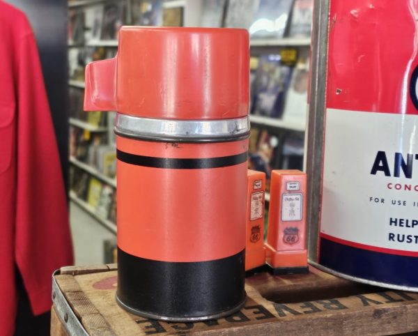 Aladdin Red & Black Economy Thermos