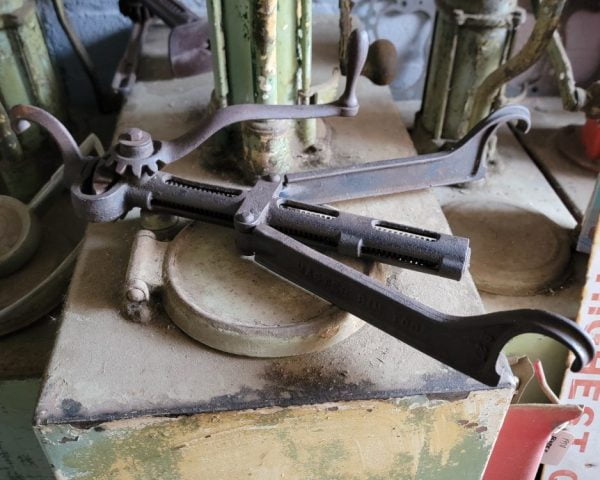 Master Rim Tool, Cast Iron Side