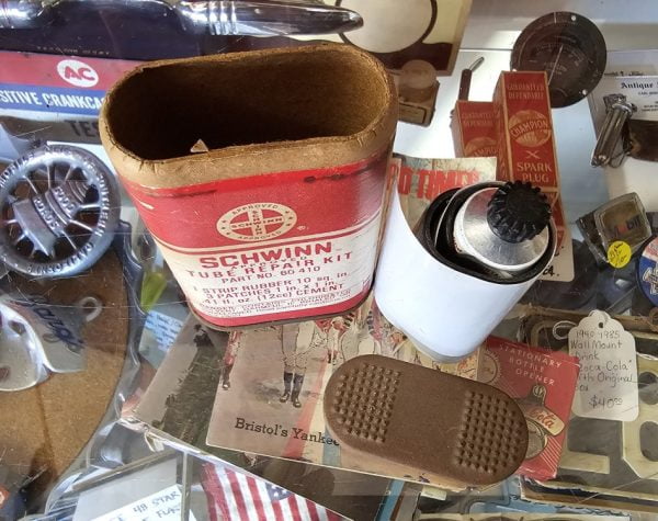 SCHWINN Approved Tube Repair Kit Open