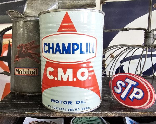 Champlin C M O Motor Oil Can, Quart 