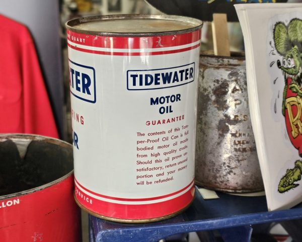 Tidewater Long Wearing Motor Oil Can Right