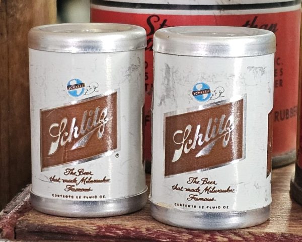 Schlitz Mini Can Salt Pepper Shaker Set