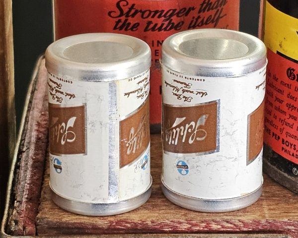 Schlitz Mini Can Salt Pepper Shaker Set Bottoms