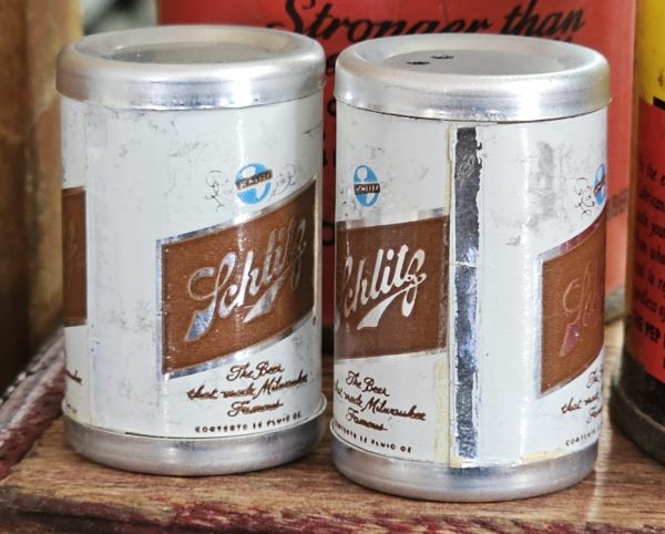 Schlitz Mini Can Salt Pepper Shaker Set Seam