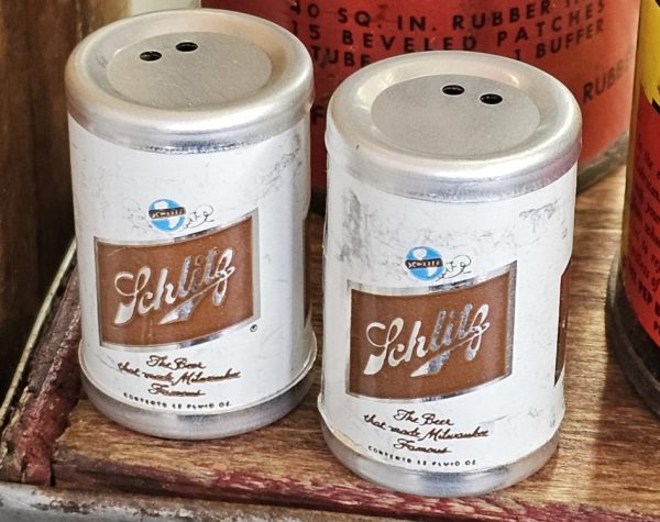 Schlitz Mini Can Salt Pepper Shaker Set Tops