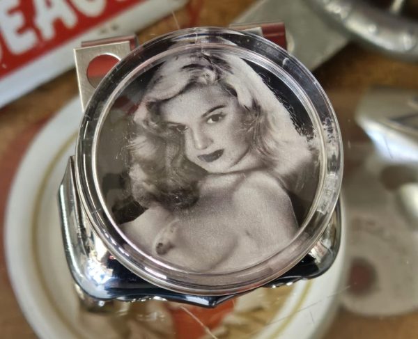 Steering Wheel Spinner Knob 1950s Nude Pin-Up Close