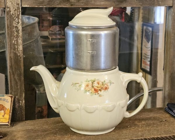 Drip-O-Lator Coffee-Tea Pot Back